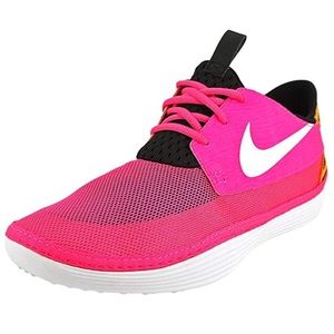 Men’s Nike solar soft sneakers size 9